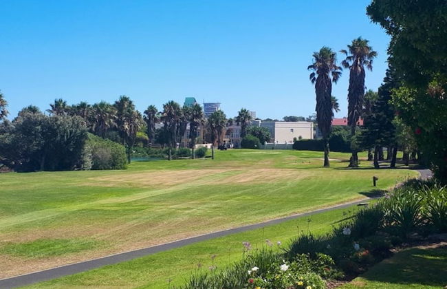 Golfbeach Luxury Self Catering Apartment - Foto 17