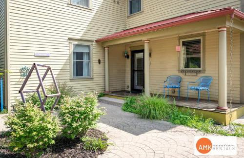 Lake Life Getaway - Condo near downtown! - Foto 22