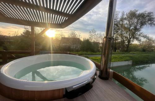 House Boat avec SPA naviguant en Champagne - Foto 9