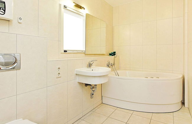 6 Person Holiday Home in Grossenbrode - Foto 13