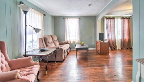 Eastlake Home with Patio Less Than 1 Mi to Lake Erie! - Foto 5