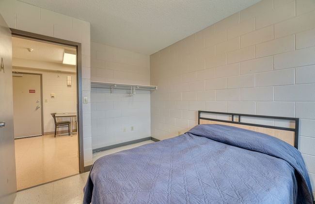 Residence & Conference Centre - Sudbury North - Photo 6