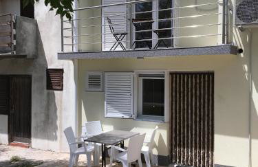 House Mima - Photo 1