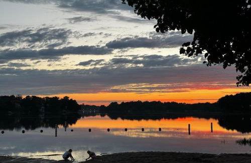 Luxury Lake Home With Dock - Foto 78