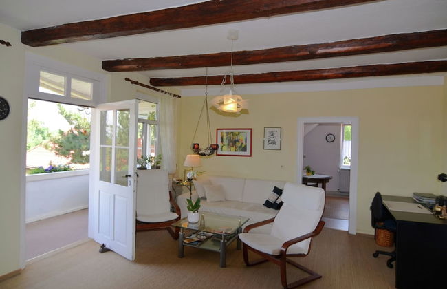 Modern Apartment in a Listed Villa With Beautiful View From Balcony - Foto 1