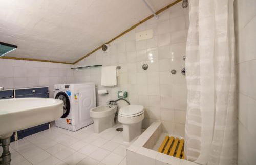 GuestHost - Dreamy Sea View with Pool - Photo 36