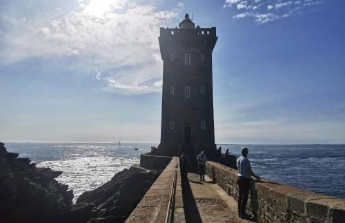Belle Vue Phare St Mathieu, 100 m plage du Bilou, proximité immédiate Gr34, piscine chauffée - Foto 27