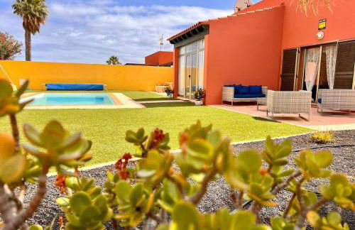 Villa Family - Photo 1