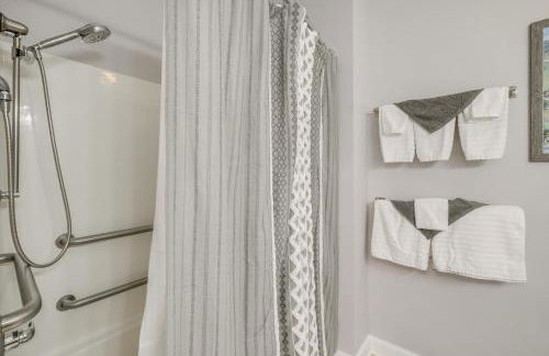 Smith Mtn Lake Retreat Indoor PoolandHot Tub Access - Foto 11