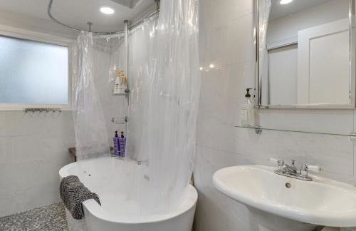 3 Mi to Dtwn Austin! Sleek Apt with Private Patio - Foto 18