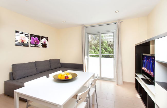 Bed And Go Lloret - Photo 24