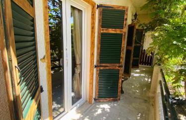 Costa’s Steak House apartment - Foto 8