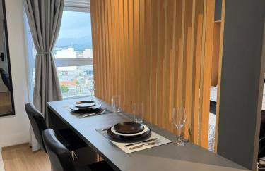 Studio 63 novo, luxuoso e completo com ar condicionado e cama Queen Size - Centro Mogi - Até 4 Pessoas - Foto 19