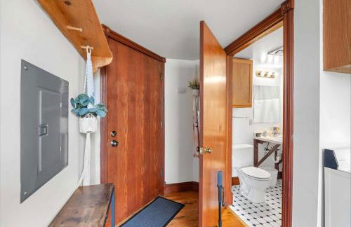 Jacuzzi 1BR loft with den and office-open concept - Foto 18