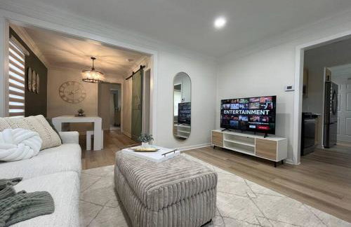 Fully Furnished Upscale Family Home 5B 3Ba - Foto 1