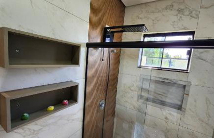 Villa Privada de Luxo com Piscina Refugio para Familias em Maringa - Foto 32