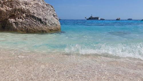 Conchiglia Family Garden Retreat - 2BR - Near the Sea - Wi-Fi - AC - BBQ - Pet Friendly - Foto 4