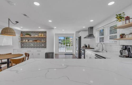 Brand New Bradley Park Beach House - Foto 14