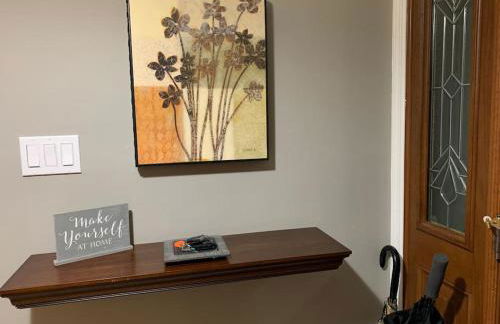 Lakefront Home Where You Can Retreat and Relax - Foto 2