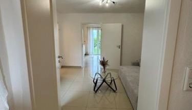 Moderne Erdgeschosswohnung und eigenem Garten für bis zu 4 Personen - Foto 5