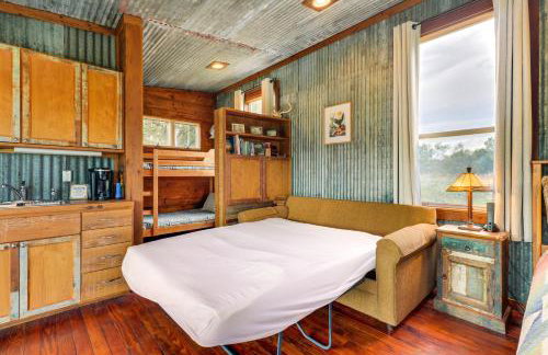 Rustic Eco-Cabin Llano River Getaway on 68 Acres! - Foto 18