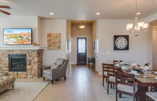 7| Arches in St George with Red Mtn Back Patio Views - Foto 6