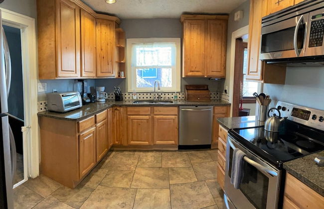 Historic Downtown Salt Lake House - Photo 8