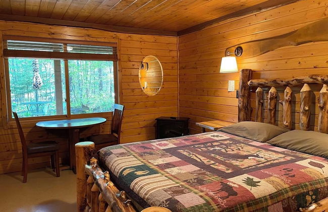 Fish Tails - Photo 3