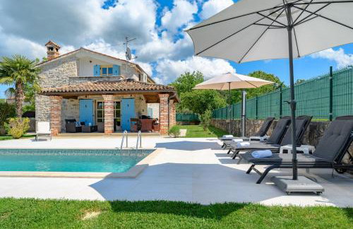 My Villa Ida with pool in Višnjan, Istria - Photo 10