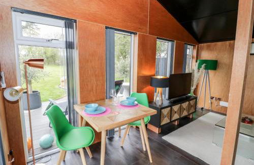 The Tractor Shed - Photo 6