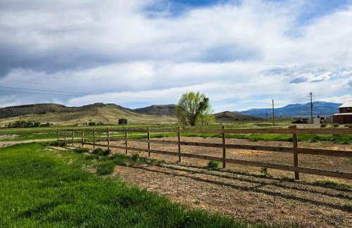 Pioneer Ridge - Photo 2