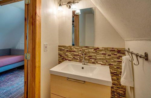 Juniper & Pine, a Lodge-Style Cabin in Sisters, OR - Foto 30