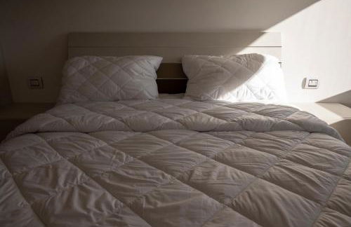 Italian Vacation Homes - Lakeview Heaven Retreat - Photo 9