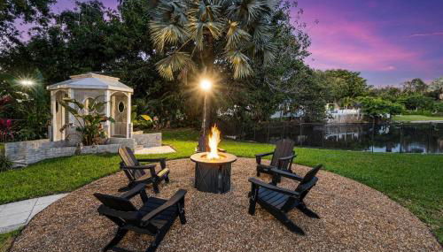 8BR Gem With Pool, Lake View & Tons of Amenities! - Foto 4, Other