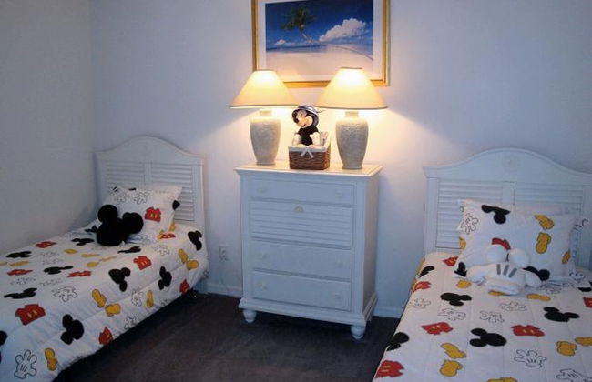 4BR 3BA Home in Indian Creek by CV-2673 - Photo 8