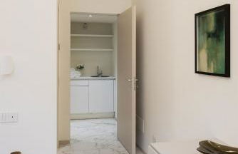 Luxury Milan Apartment - Penthouse in Historic City Center - Photo 8