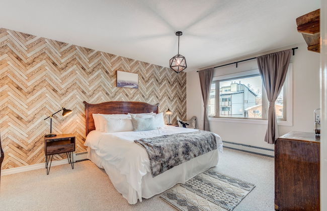 Banff Mtn Home - Real Rockies Experience - Photo 5