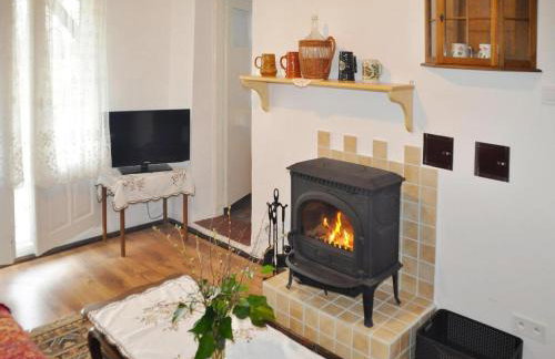 Holiday Home With Fireplace and Private Garden - Foto 21
