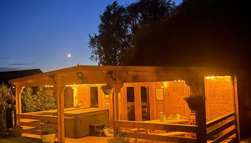 Crafter's Retreat luxury cabin on the Norfolk Cambridgeshire border - Foto 5