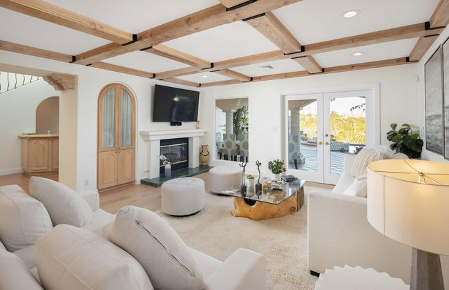 Stradella Spanish - Contemporary Mediterranean Estate w/ Resort-style Yard - Photo 15