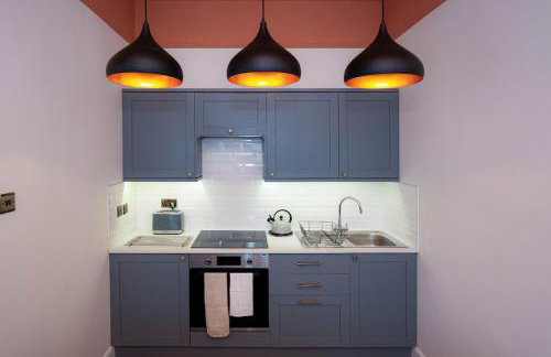 West Lodge, High Street - Foto 2