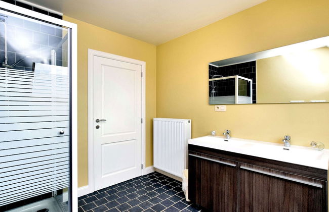 Stylish Holiday Home in Hastiere With Terrace - Foto 80