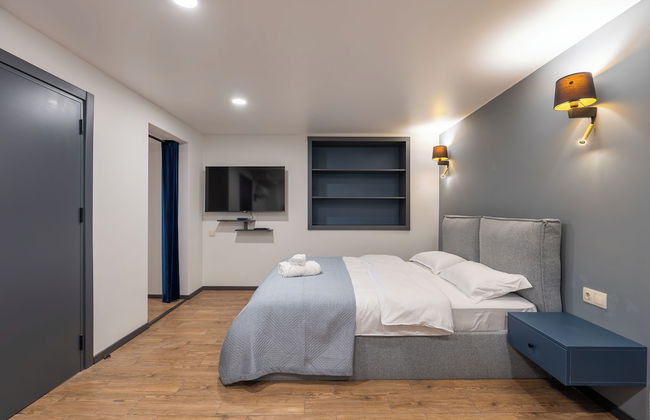 Stones Throw Apartments - Photo 5