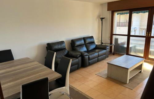 Acogedor dúplex en urbanización con piscina en Ajo - Foto 7