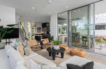 Luxe 9BDR Retreat w Putting Green Game Room Bouldin Collective by AvantStay - Foto 44