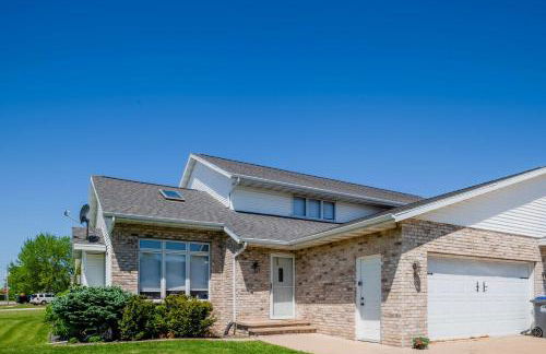 East Side 3 Br 2 full bath King Bed - Foto 10