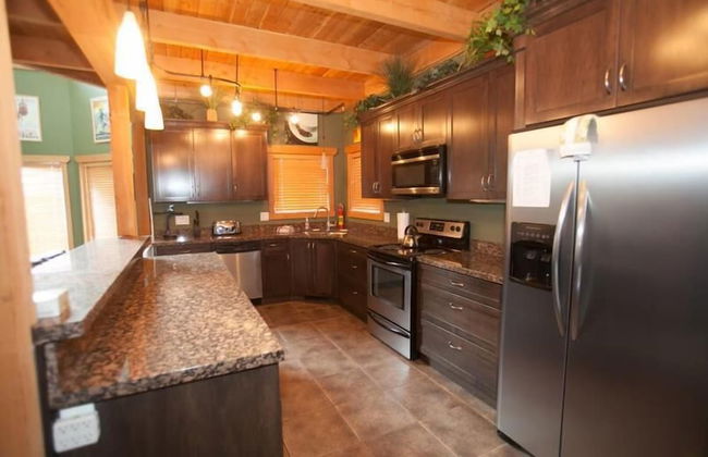 Snow Ridge by Apex Accommodations - Photo 7