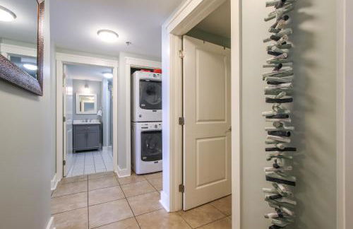 Gorgeous Overlooks The Courtyard in Classic Coastal Style Waterscape C400 - Foto 23