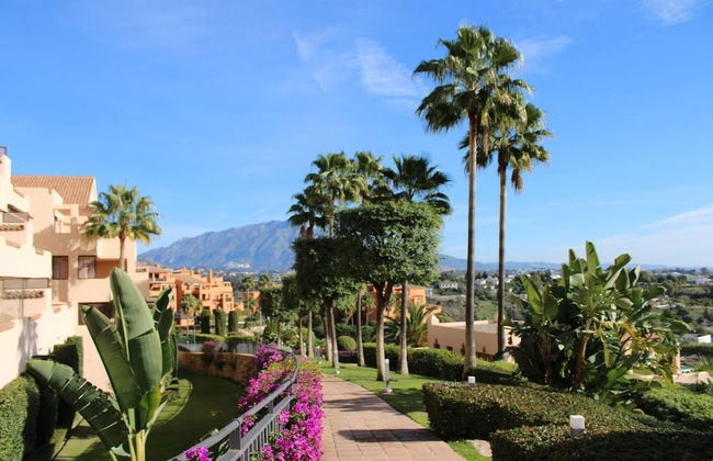 Beautiful Flat Near Golf Courses With sea Views - Photo 34