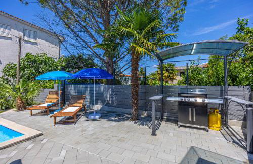VILLA NINA MALINSKA 150m FROM THE BEACH, SWIMMING POOL - Foto 53